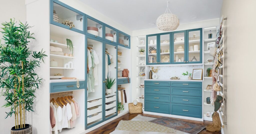 Custom Closet Systems vs Basic Closet Systems Which Is Better?